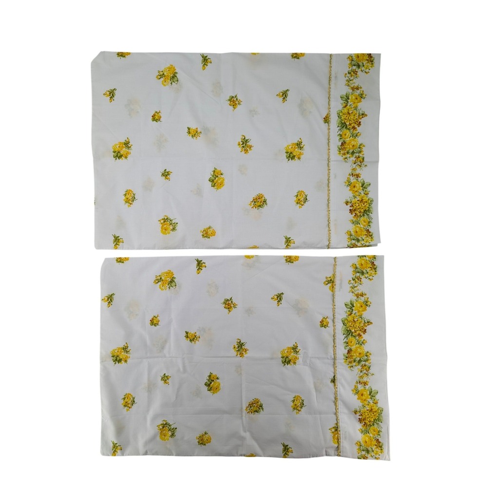Vintage Montgomery Ward Percale Pillowcases Yellow Floral‎ Roses Set of 2